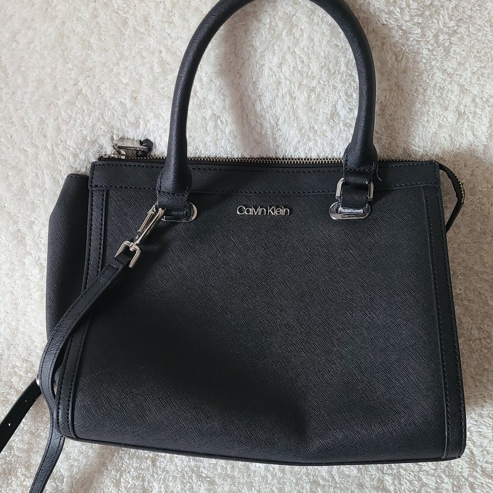 Black Calvin Klein Convertible Handbag (EUC)